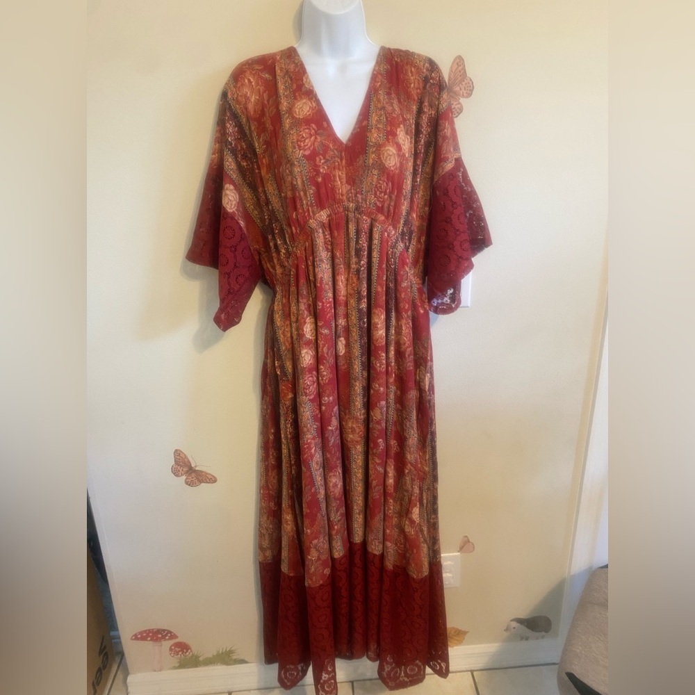 NWT Torrid 2 Maxi Dress with Lace trim